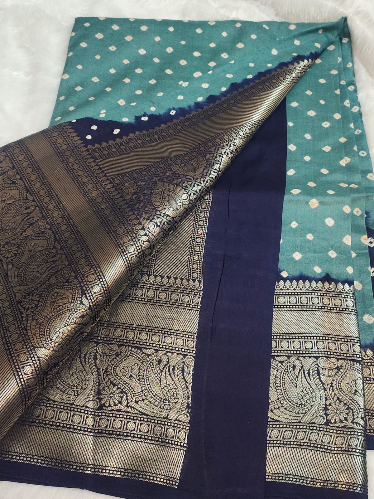 Grey Pune Silk Kanchi Border Bandhini Saree