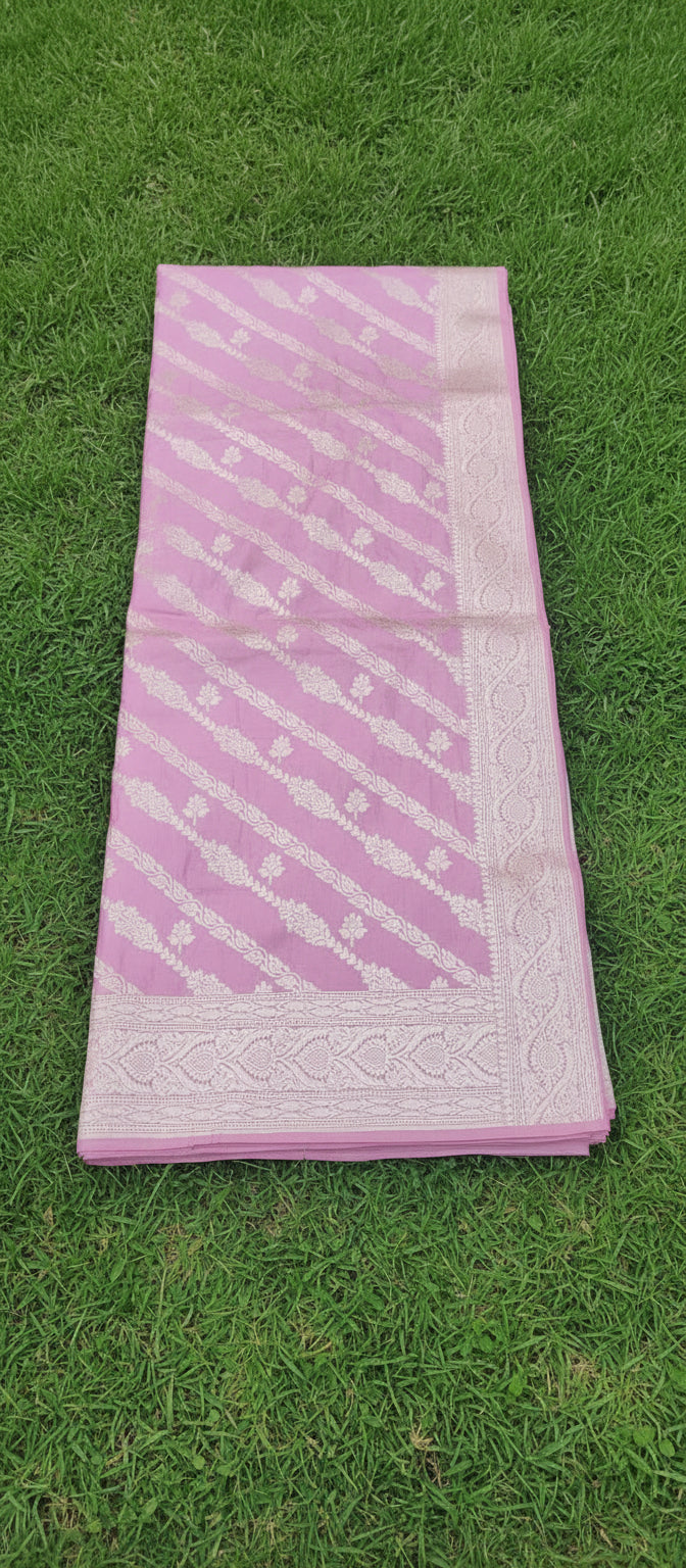 Lilac/ Pastel Light Pink Pure Banarasi Silk Saree