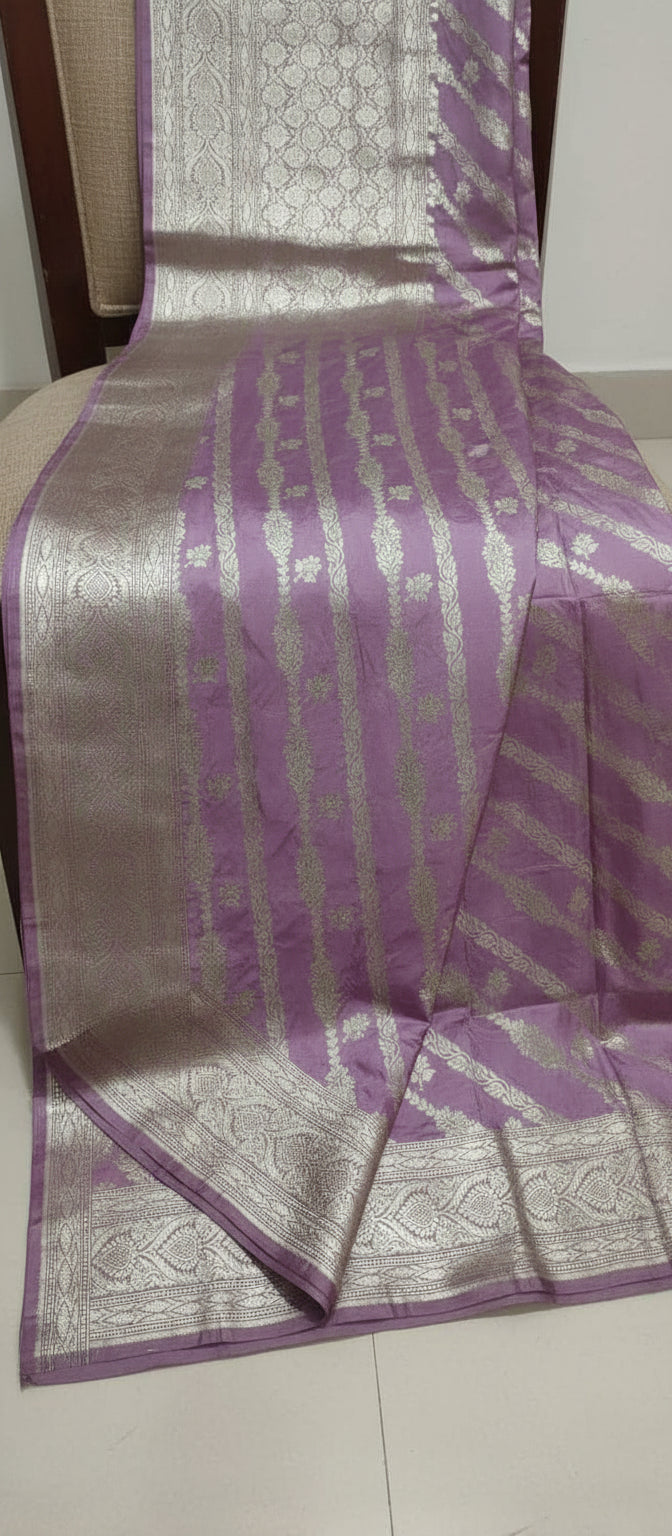 Lilac/ Pastel Light Pink Pure Banarasi Silk Saree