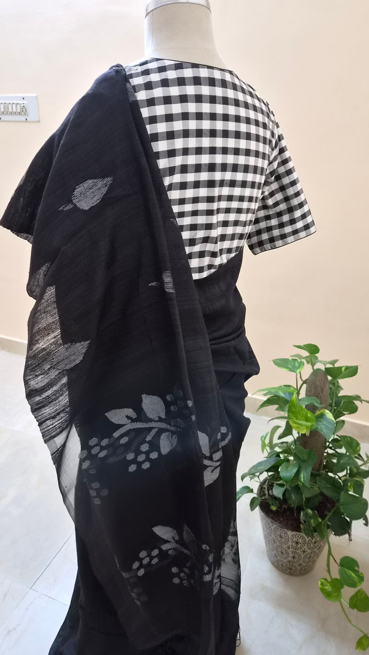 Black Matka Silk Saree