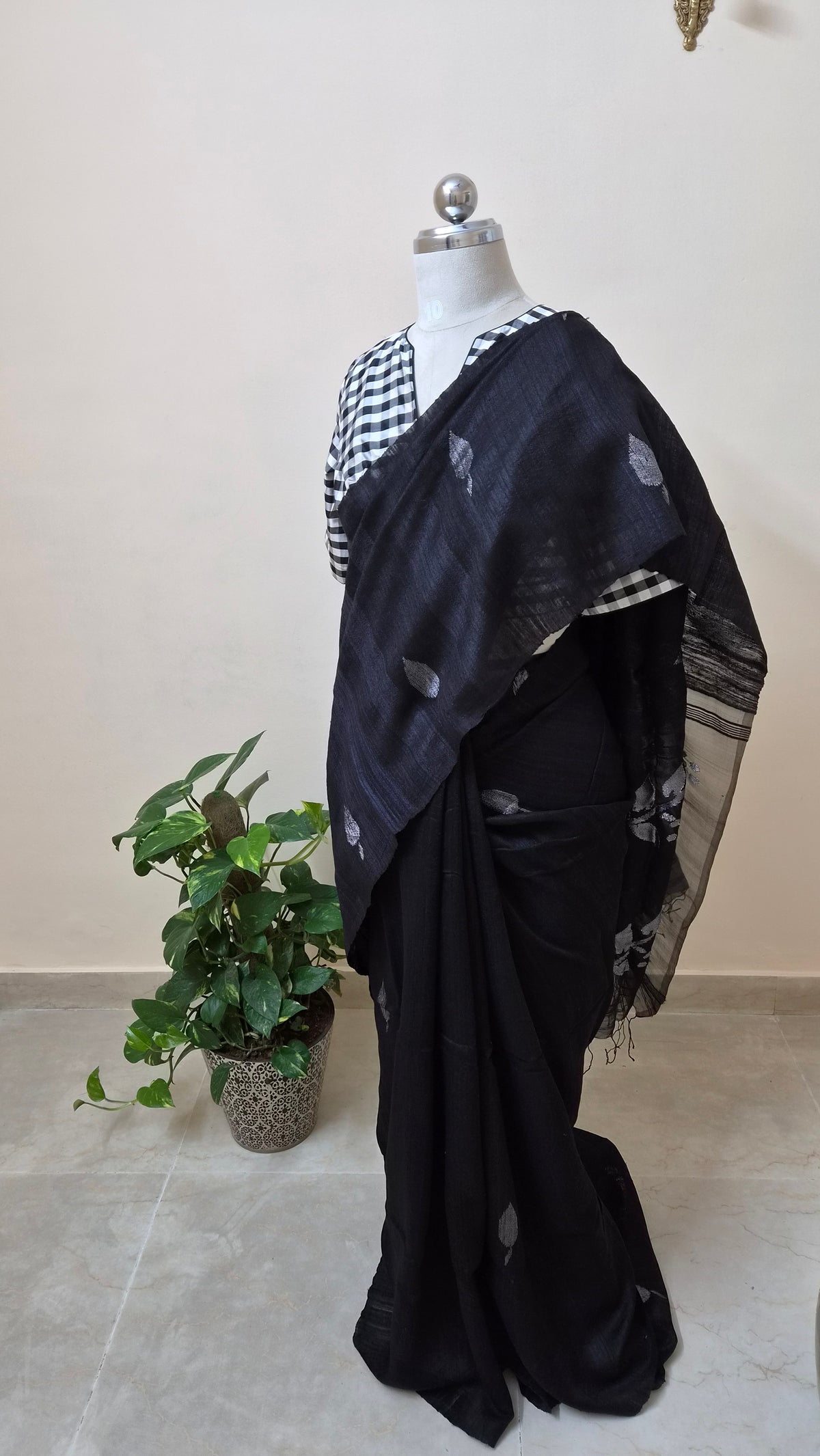 Black Matka Silk Saree